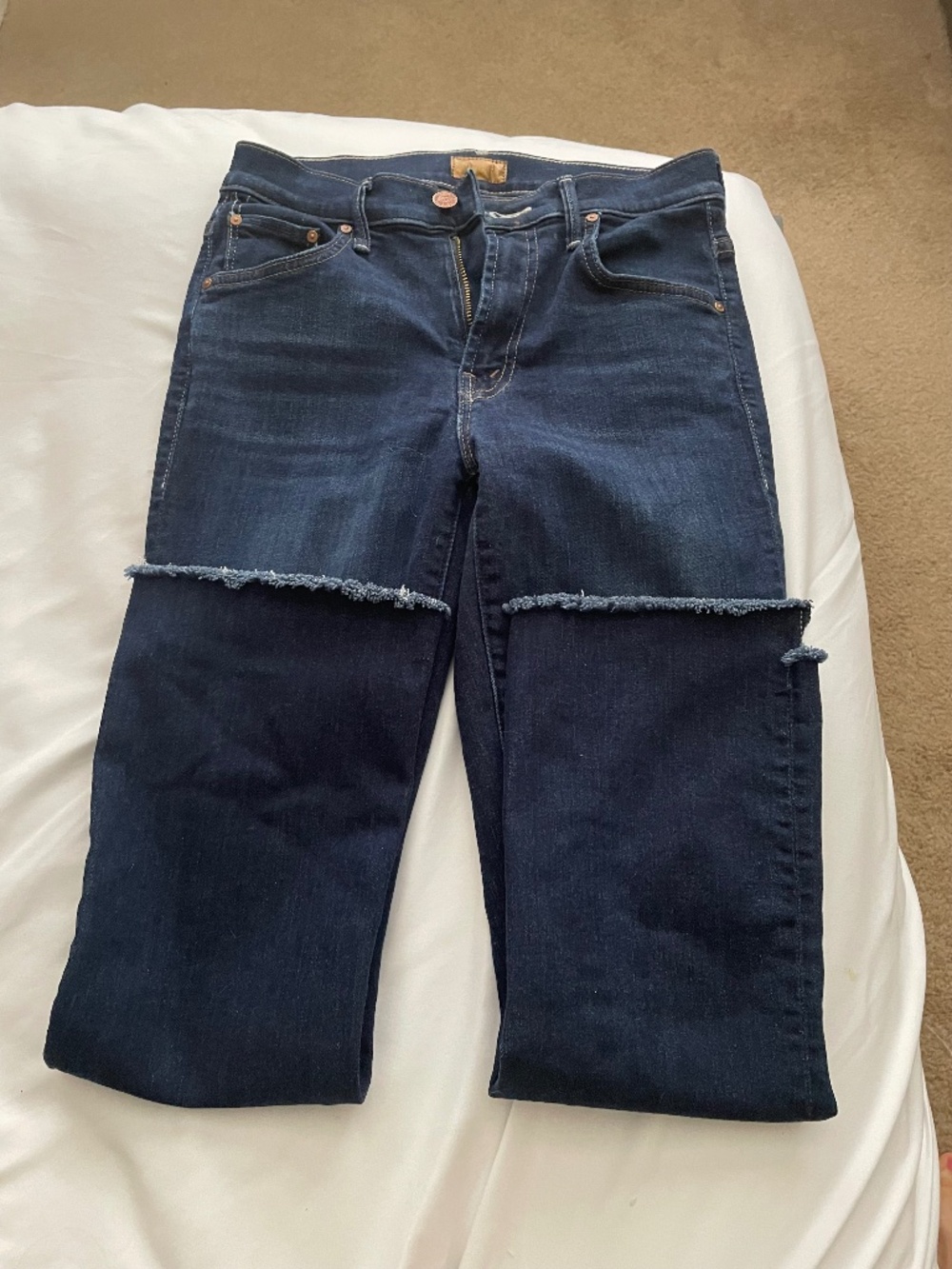 PETITES The Lil Insider Crop Step Fray